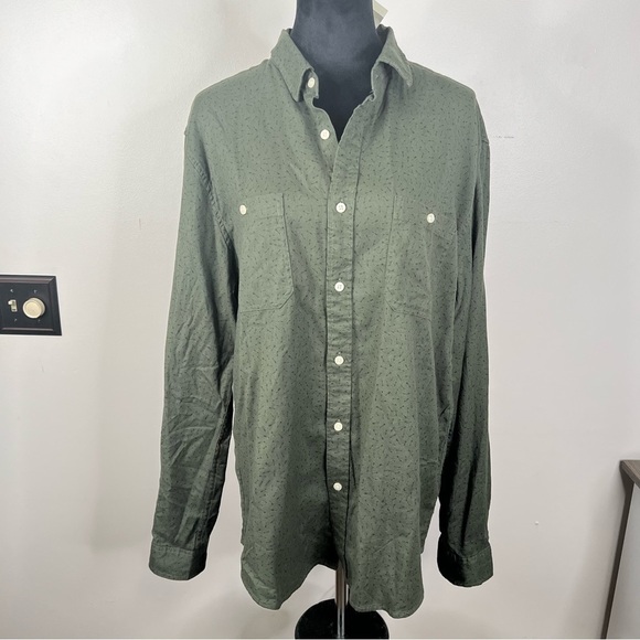 NWT Cape Juby Aeropostale with Novelty Arrow Print Button Down Long Sleeve Shirt - Picture 1 of 8